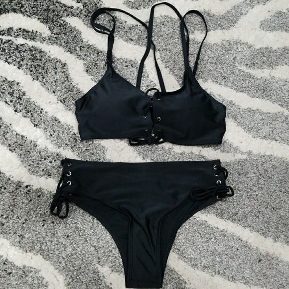 ❤JUST ARRIVED/ALMOST GONE❤ LITTLE BLACK BIKINI - Picture 4 of 4